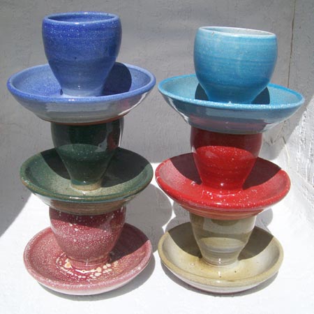 Coquetiers soucoupes fabriqués dans notre atelier poterie Turgis à Noron la poterie